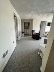 3 bed, 2 bath apartment for rent at 84 Railroad Ave Unit B, Salisbury — photo 10 of 19