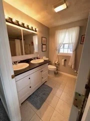 3 bed, 2 bath apartment for rent at 84 Railroad Ave Unit B, Salisbury — photo 13 of 19