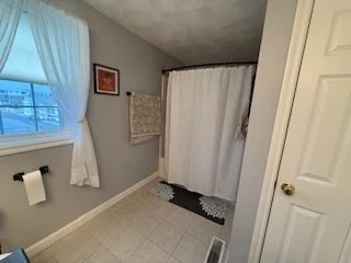 3 bed, 2 bath apartment for rent at 84 Railroad Ave Unit B, Salisbury — photo 15 of 19