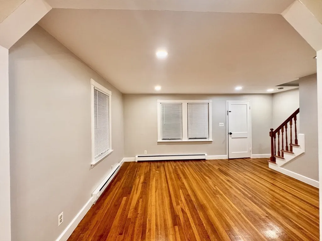 2 bed, 1 bath apartment for rent at 84 Reed St Unit 84, West Side — photo 9 of 20