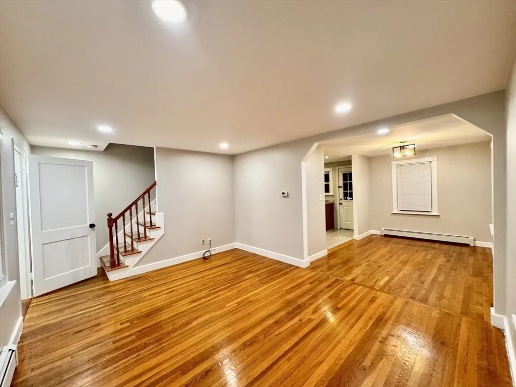 2 bed, 1 bath apartment for rent at 84 Reed St Unit 84, West Side — photo 1 of 20