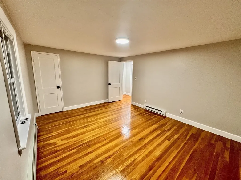 2 bed, 1 bath apartment for rent at 84 Reed St Unit 84, West Side — photo 10 of 20