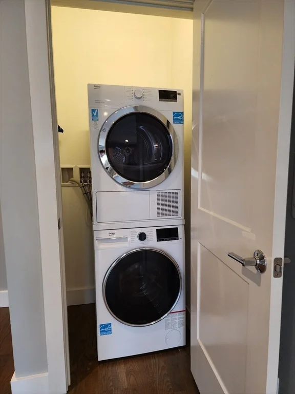 3 bed, 2 bath apartment for rent at 84 Romsey St Unit 3, Dorchester — photo 9 of 20