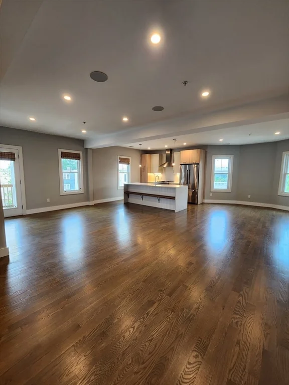 3 bed, 2 bath apartment for rent at 84 Romsey St Unit 3, Dorchester — photo 5 of 20