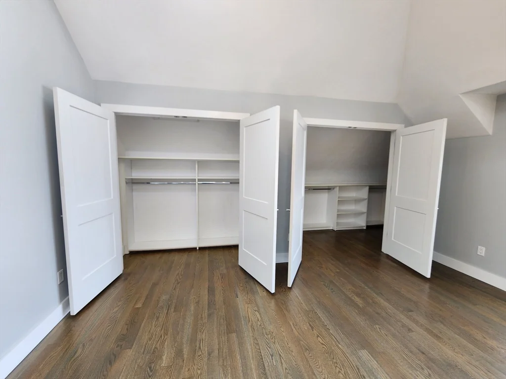 3 bed, 2 bath apartment for rent at 84 Romsey St Unit 3, Dorchester — photo 18 of 20