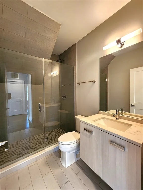 3 bed, 2 bath apartment for rent at 84 Romsey St Unit 3, Dorchester — photo 10 of 20