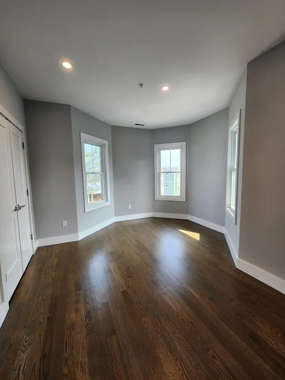 3 bed, 2 bath apartment for rent at 84 Romsey St Unit 3, Dorchester — photo 11 of 20