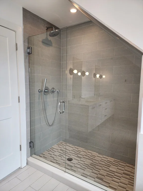 3 bed, 2 bath apartment for rent at 84 Romsey St Unit 3, Dorchester — photo 15 of 20