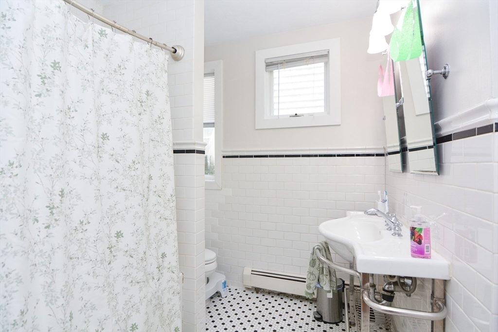 3 bed, 1 bath apartment for rent at 84 Roseclair St Unit 1, Dorchester — photo 8 of 14