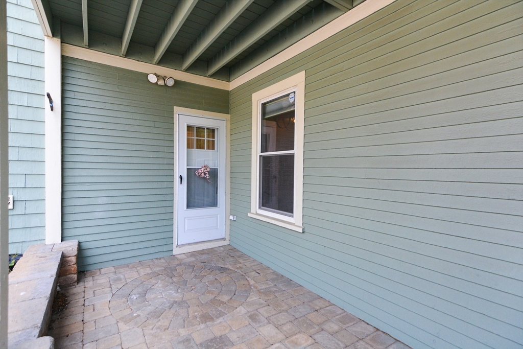 3 bed, 1 bath apartment for rent at 84 Roseclair St Unit 1, Dorchester — photo 14 of 14