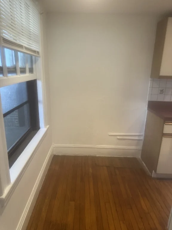 1 bed, 1 bath apartment for rent at 84 Sprague Unit 84, Malden — photo 7 of 14