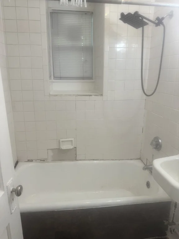 1 bed, 1 bath apartment for rent at 84 Sprague Unit 84, Malden — photo 10 of 14