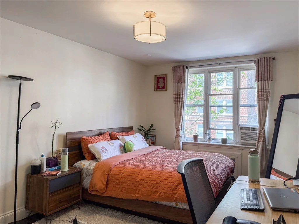 2 bed, 1 bath apartment for rent at 84 Strathmore Rd Unit 4, Brighton — photo 10 of 14
