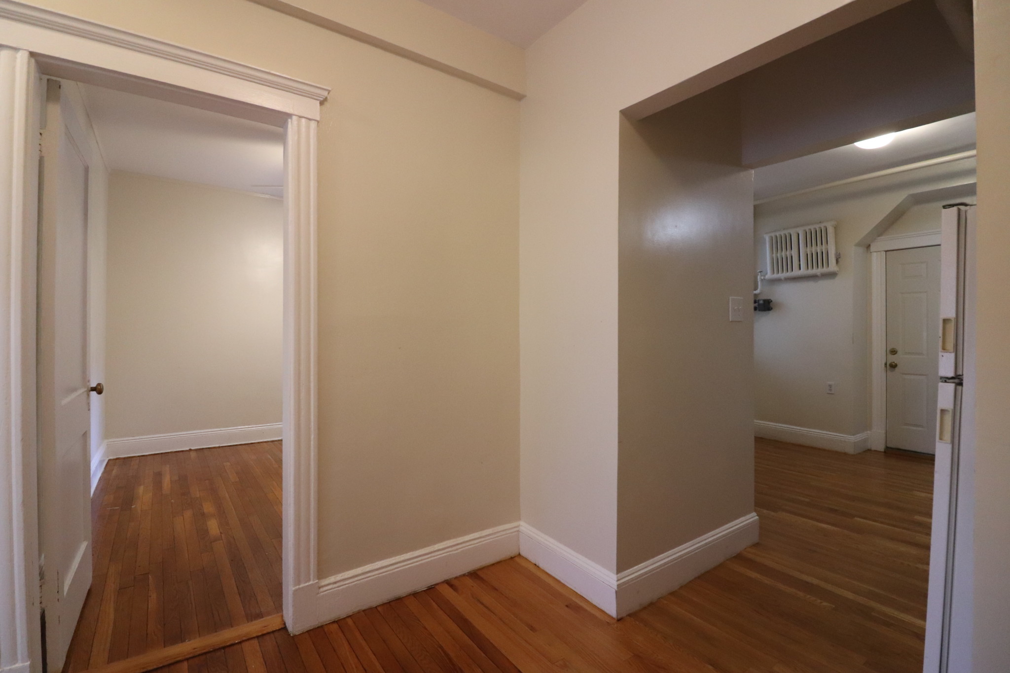 1.5 bed, 1 bath apartment for rent at 84 Sutherland Rd Unit 1, Brighton — photo 15 of 24