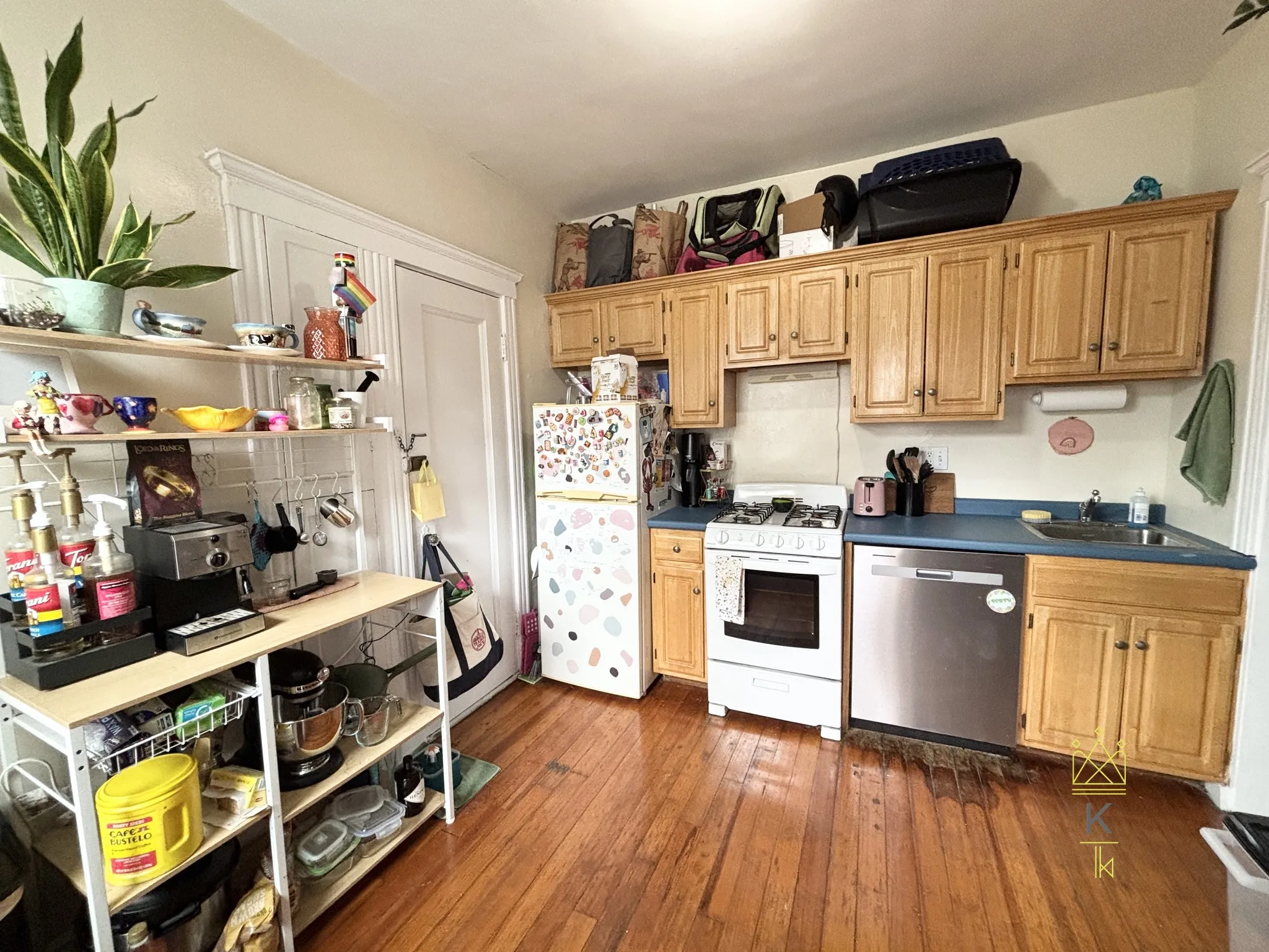 2 bed, 1 bath apartment for rent at 84 Sutherland Rd Unit 11, Brighton — photo 9 of 13