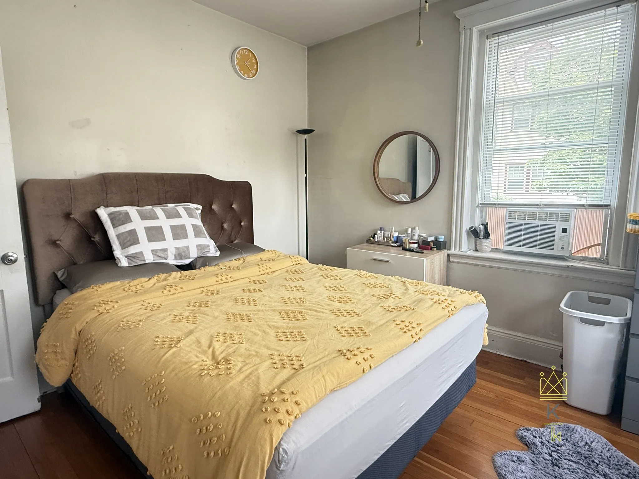2 bed, 1 bath apartment for rent at 84 Sutherland Rd Unit 2, Brighton — photo 4 of 10