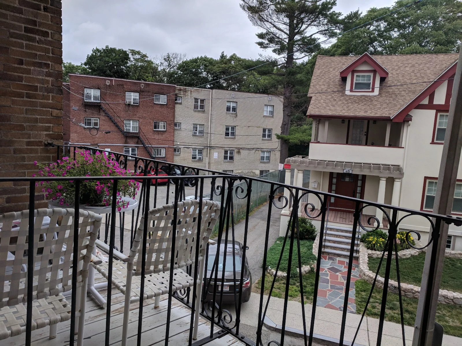 2 bed, 1 bath apartment for rent at 84 Sutherland Rd Unit 6, Brighton — photo 8 of 10