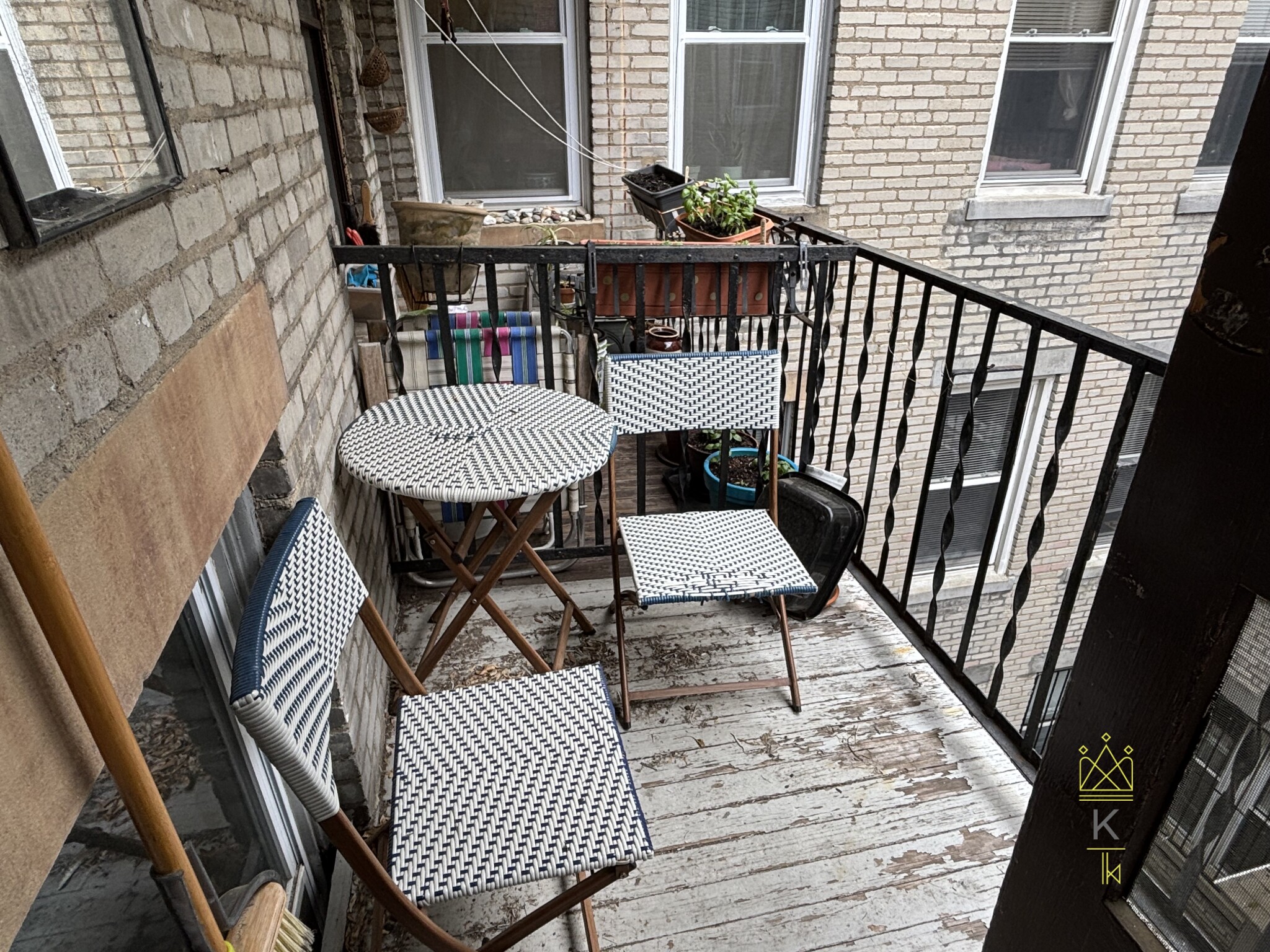 2 bed, 1 bath apartment for rent at 84 Sutherland Rd Unit 8, Brighton — photo 10 of 12