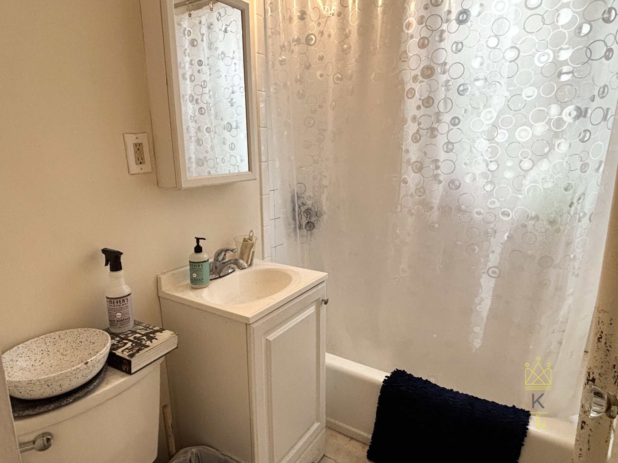 2 bed, 1 bath apartment for rent at 84 Sutherland Rd Unit 8, Brighton — photo 8 of 12