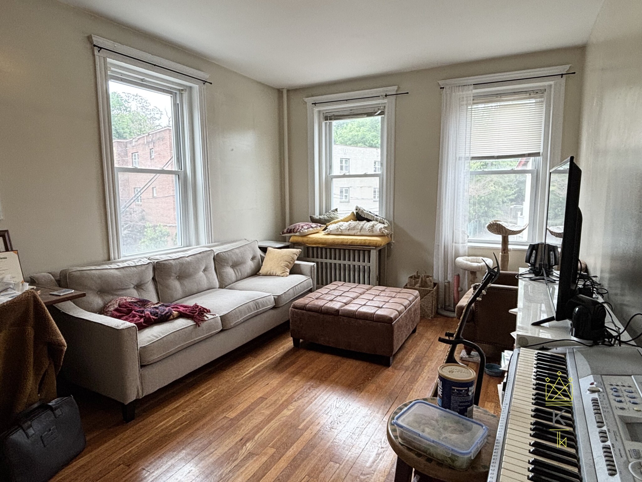 2 bed, 1 bath apartment for rent at 84 Sutherland Rd Unit 8, Brighton — photo 1 of 12