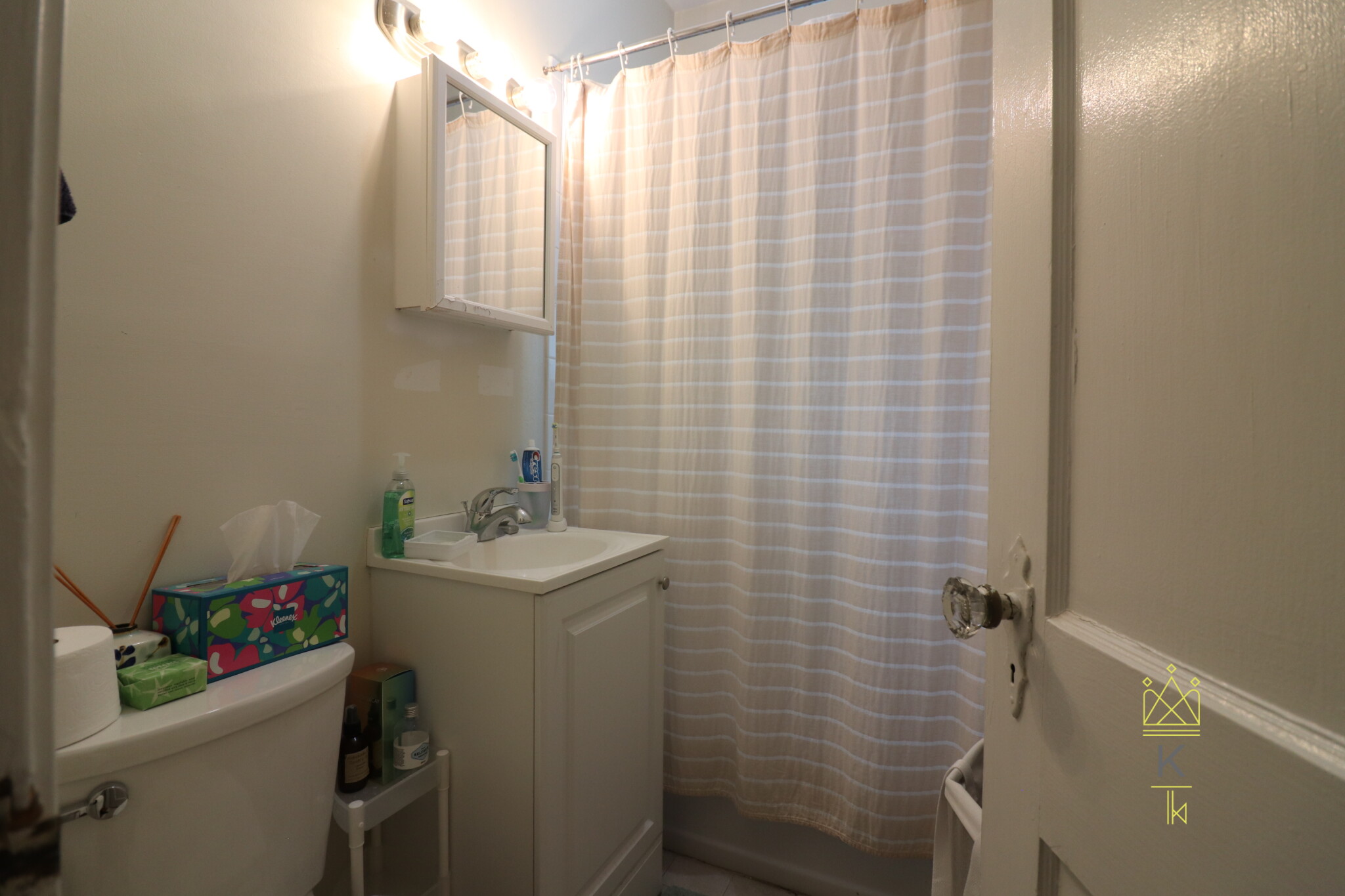 1 bed, 1 bath apartment for rent at 84 Sutherland Rd Unit 9, Brighton — photo 11 of 13
