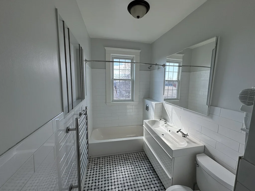 2 bed, 1 bath apartment for rent at 84 Tudor St Unit 6, Chelsea — photo 9 of 14