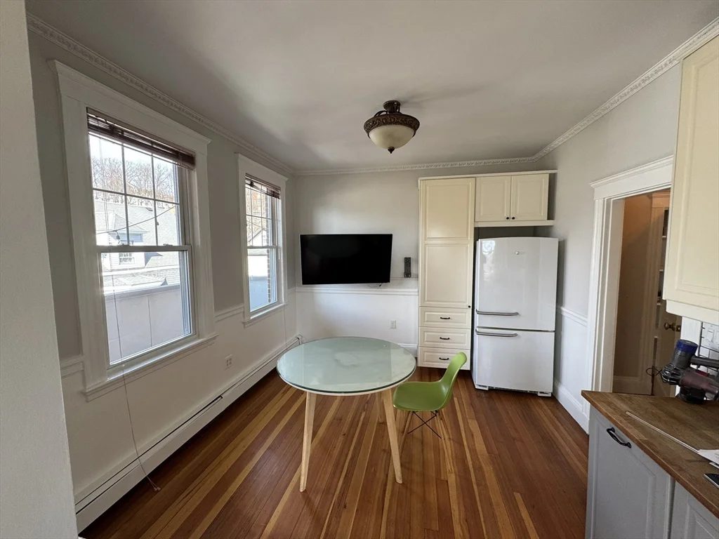 2 bed, 1 bath apartment for rent at 84 Tudor St Unit 6, Chelsea — photo 3 of 14