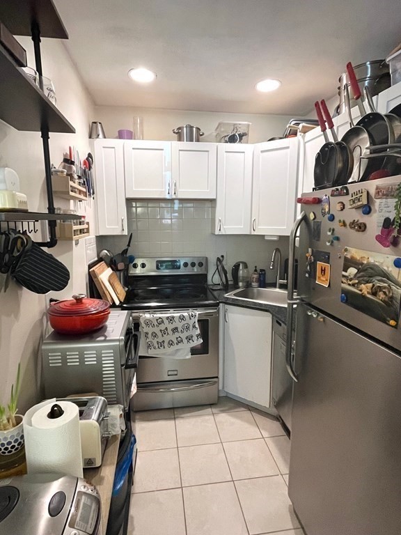 1 bed, 1 bath apartment for rent at 84 W Concord St Unit 1, Boston — photo 5 of 9