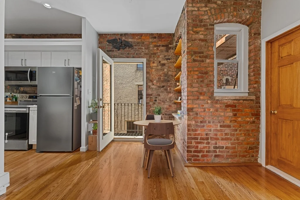 1 bed, 1 bath apartment for rent at 84 W Concord St Unit PH-6, South End — photo 6 of 27
