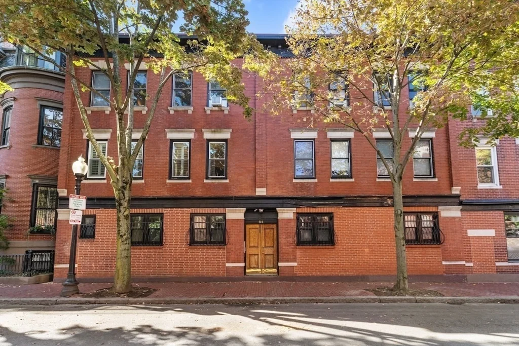 1 bed, 1 bath apartment for rent at 84 W Concord St Unit PH-6, South End — photo 26 of 27