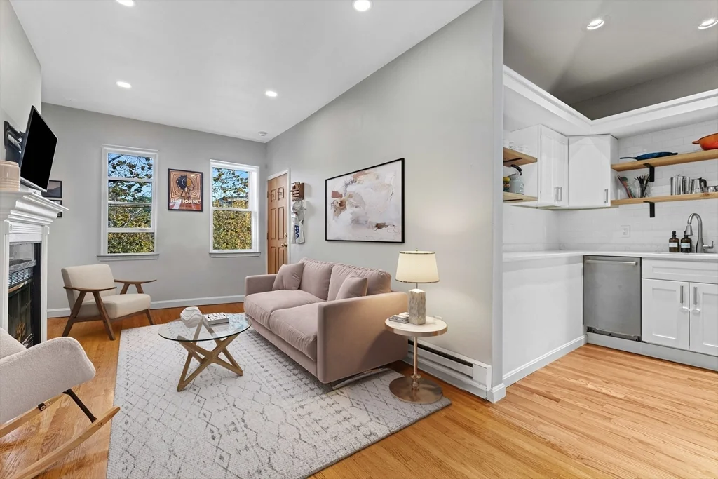 1 bed, 1 bath apartment for rent at 84 W Concord St Unit PH-6, South End — photo 10 of 27