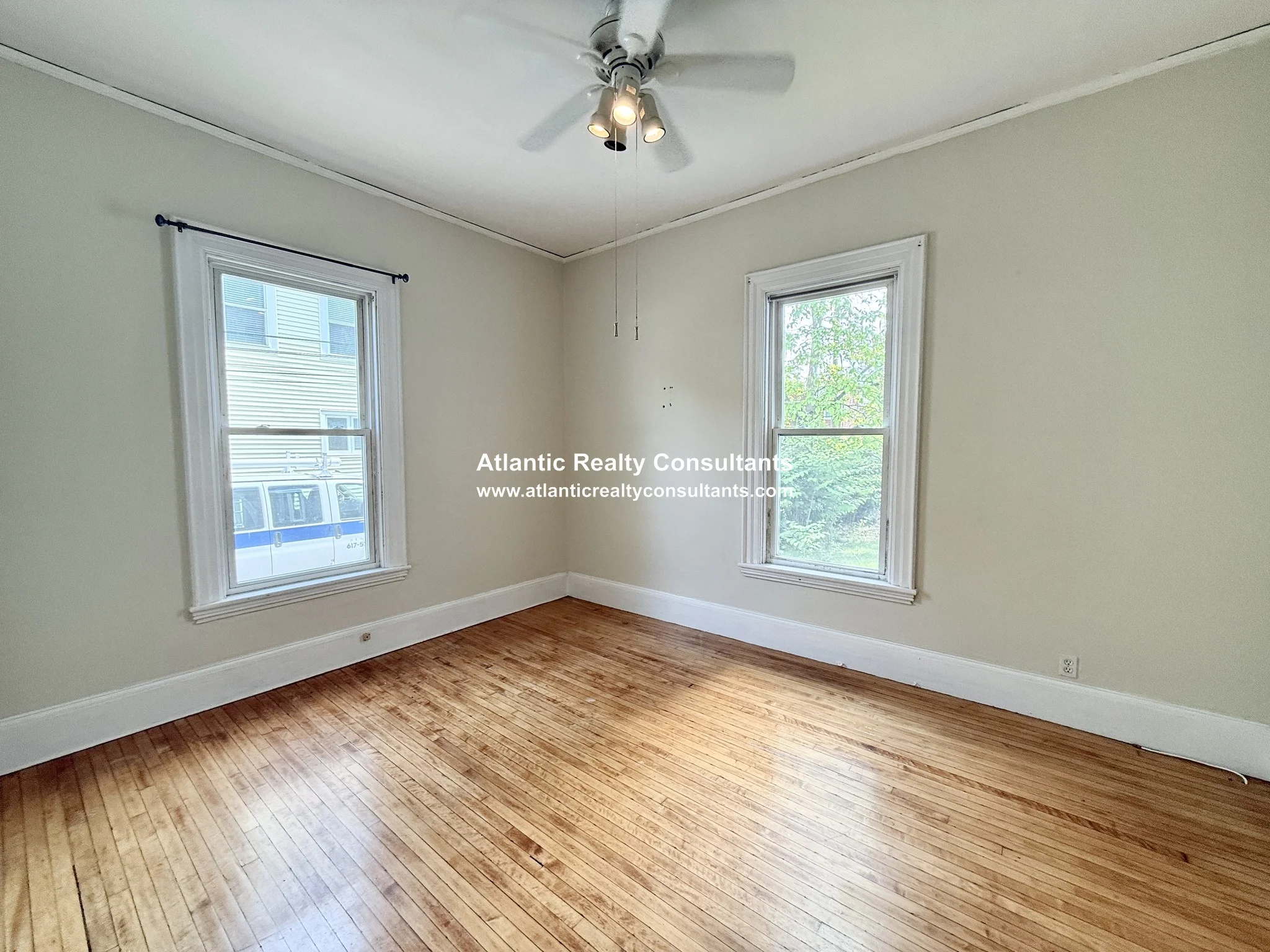 4 bed, 1 bath apartment for rent at 84 Walker St Unit 101, Newtonville — photo 6 of 9