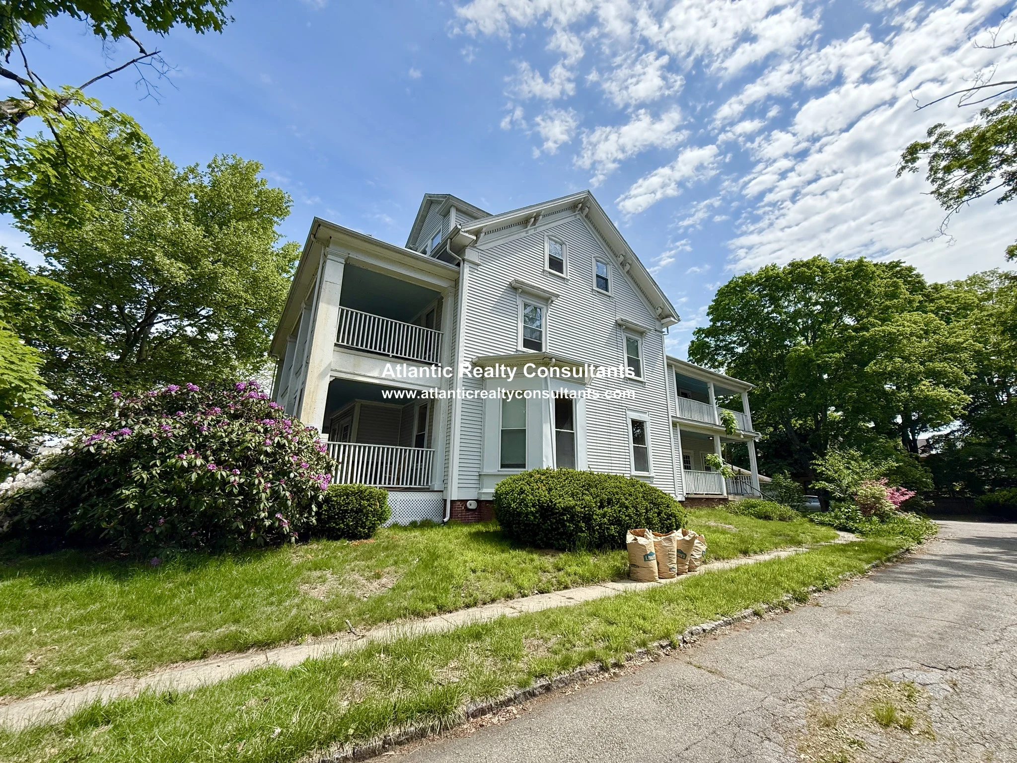 4 bed, 1 bath apartment for rent at 84 Walker St Unit 101, Newtonville — photo 9 of 9