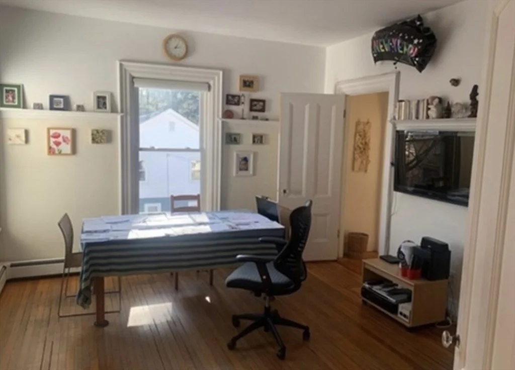 3 bed, 1 bath apartment for rent at 84 Walker St Unit 2, Newtonville — photo 6 of 6