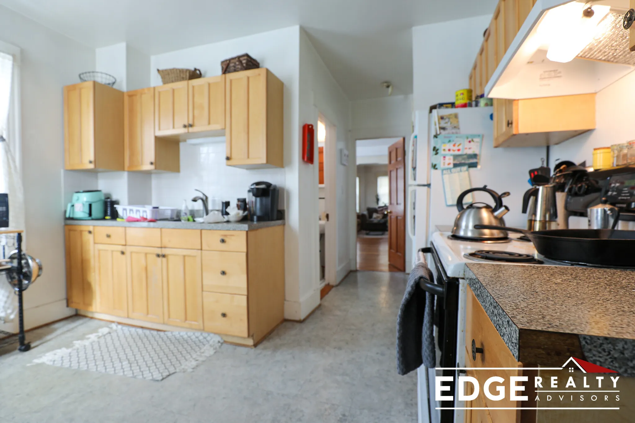3 bed, 2 bath apartment for rent at 84 Wallingford Rd Unit 1, Brighton — photo 2 of 10