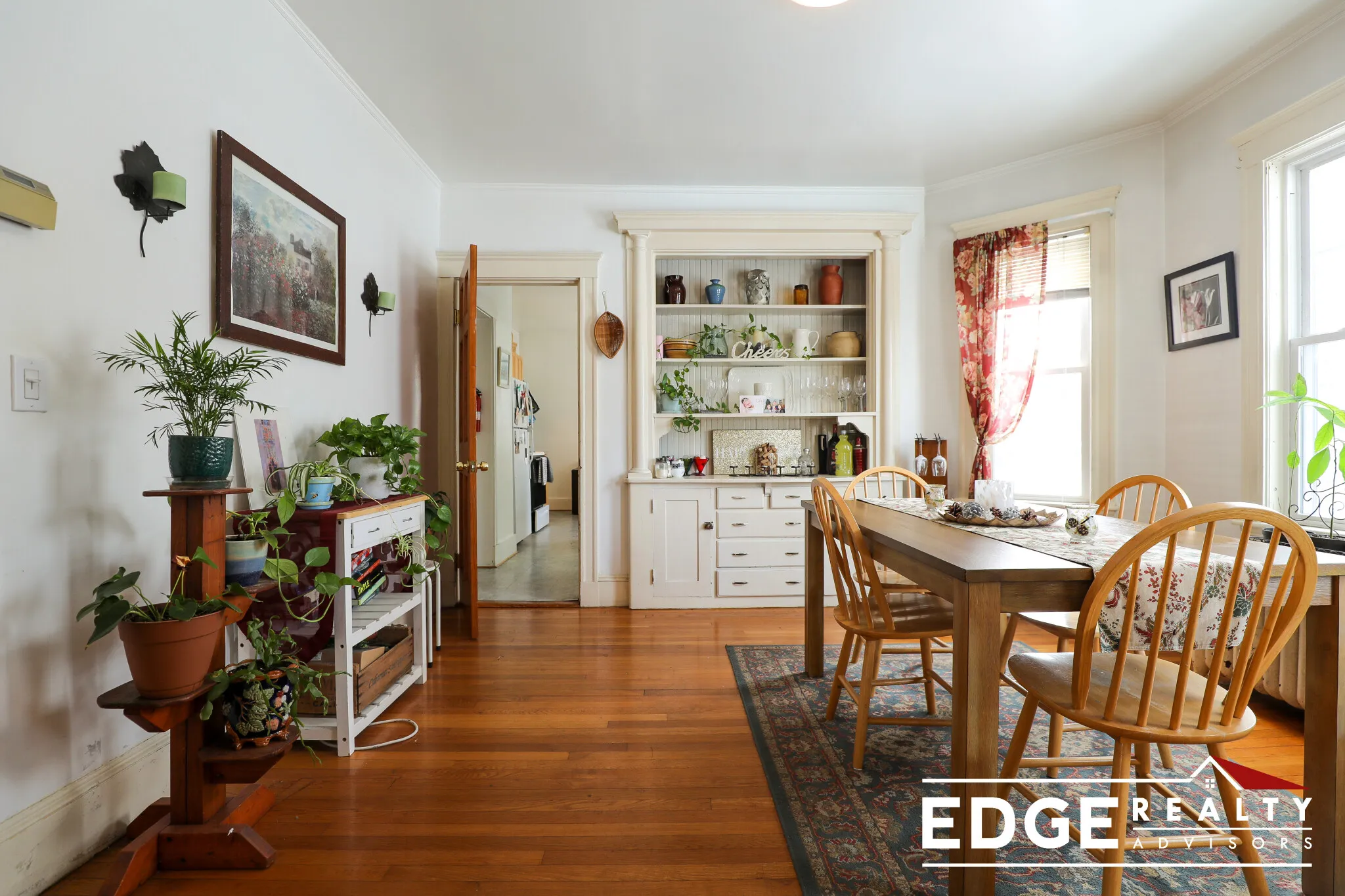 3 bed, 2 bath apartment for rent at 84 Wallingford Rd Unit 1, Brighton — photo 5 of 10