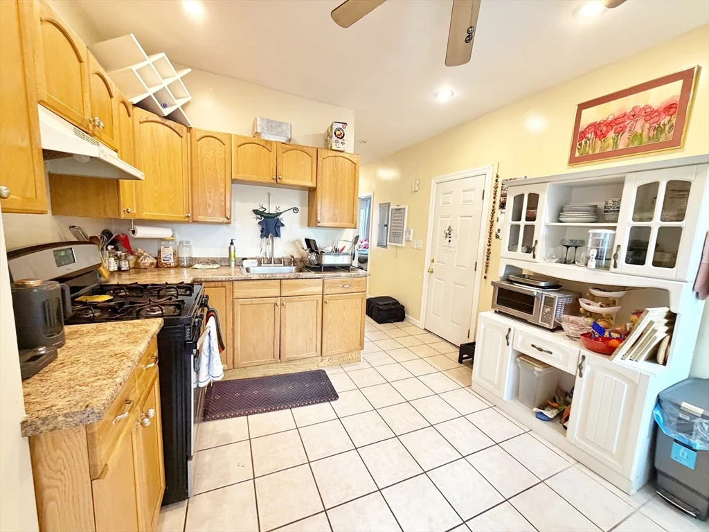 2 bed, 1 bath apartment for rent at 84 Webster St Unit 3, East Boston — photo 5 of 12