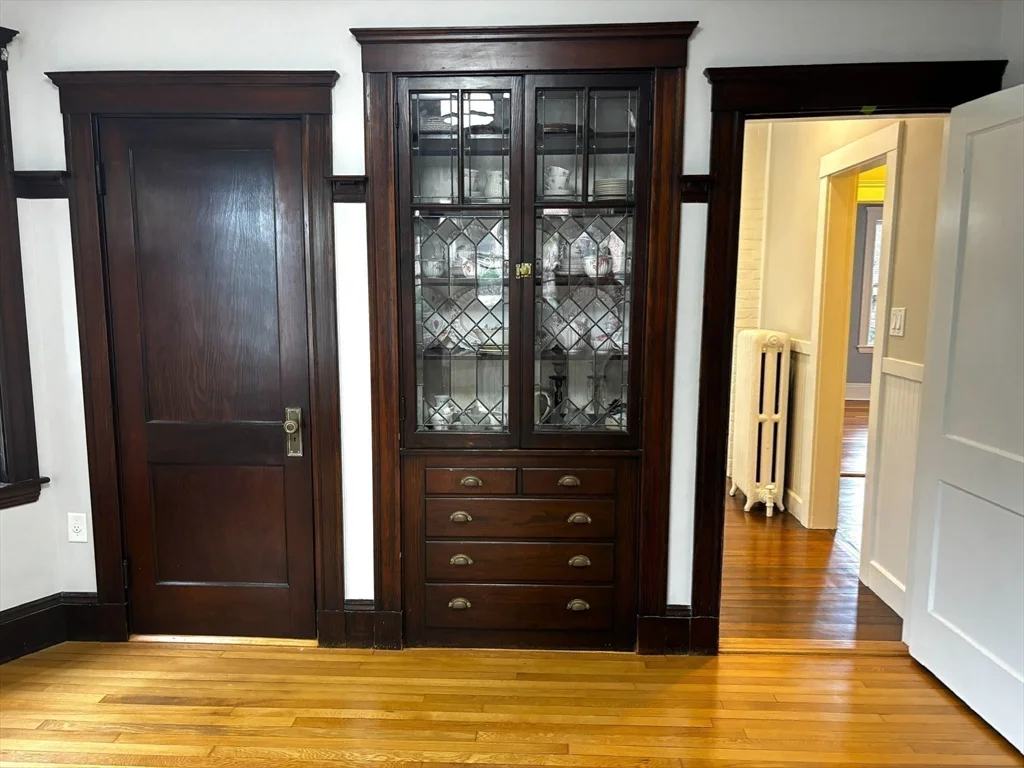 2 bed, 1 bath apartment for rent at 840 East Broadway Unit 1, South Boston — photo 16 of 24