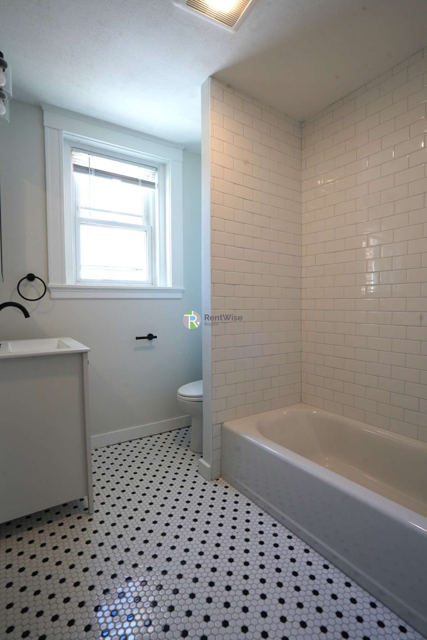 Studio bed, 1 bath apartment for rent at 840 Massachusetts Ave Unit 11, Arlington — photo 8 of 41