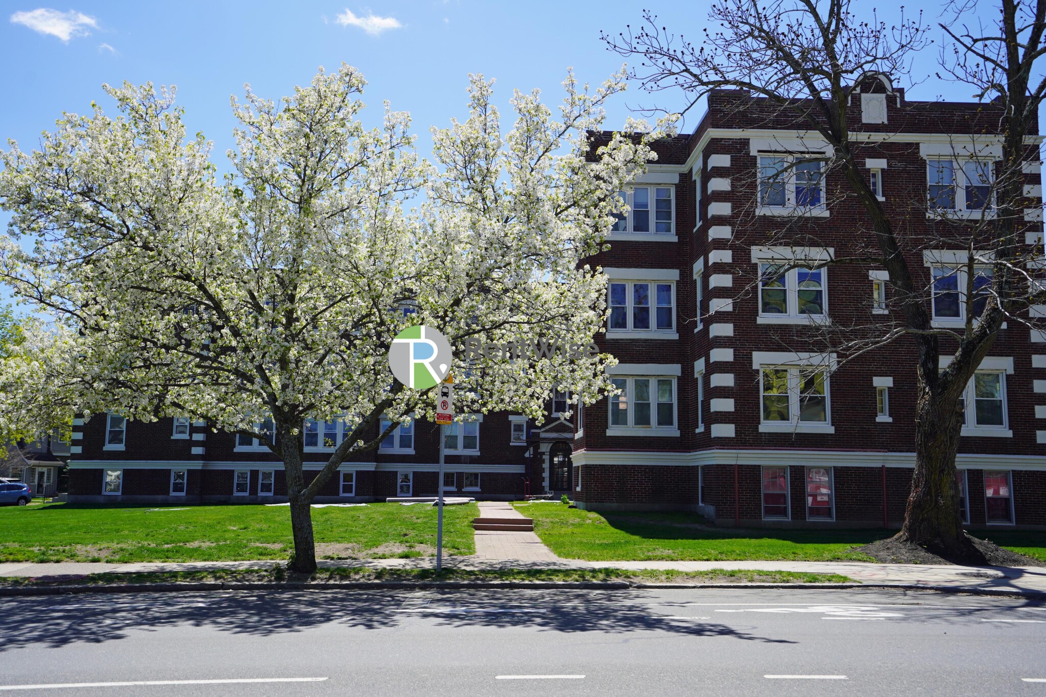 Studio bed, 1 bath apartment for rent at 840 Massachusetts Ave Unit 11, Arlington — photo 19 of 41