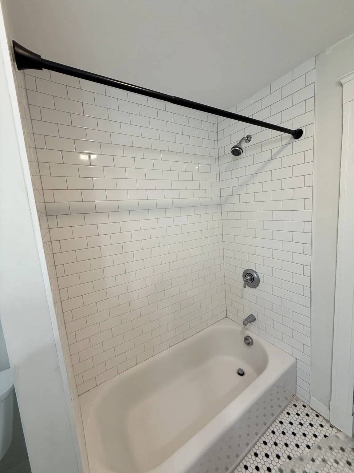 2 bed, 1 bath apartment for rent at 840 Massachusetts Ave Unit 6, Arlington Heights — photo 16 of 23