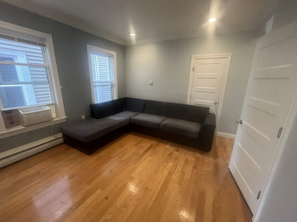 2 bed, 1 bath apartment for rent at 841 Dorchester Ave Unit 2, Dorchester — photo 15 of 26