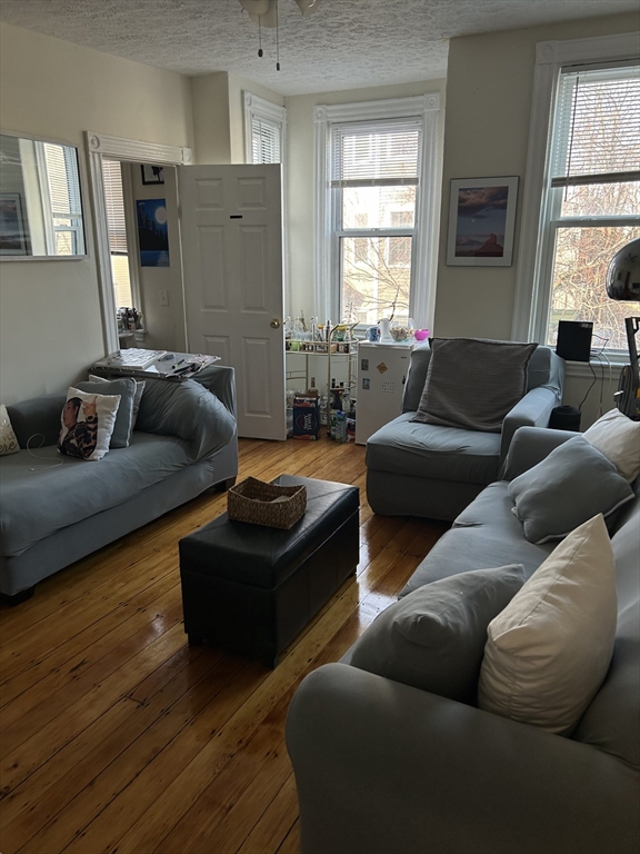 1 bed, 1 bath apartment for rent at 841 E 2nd St Unit 2, South Boston