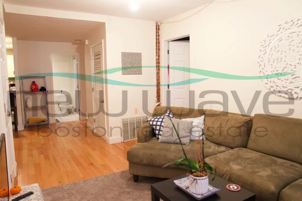 3 bed, 1 bath apartment for rent at 841 Parker St Unit 101, Mission Hill — photo 1 of 15