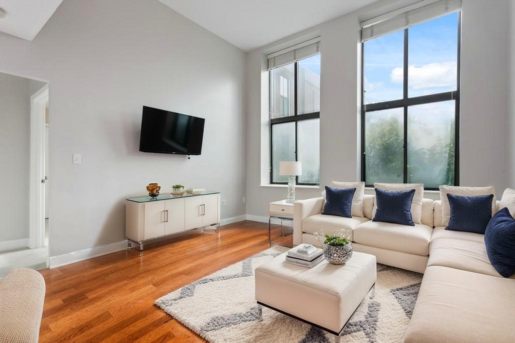 2 bed, 1 bath apartment for rent at 841 Parker St Unit 205, Mission Hill — photo 2 of 27