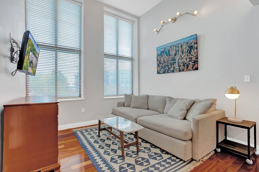 2 bed, 1 bath apartment for rent at 841 Parker St Unit 206, Mission Hill — photo 3 of 20