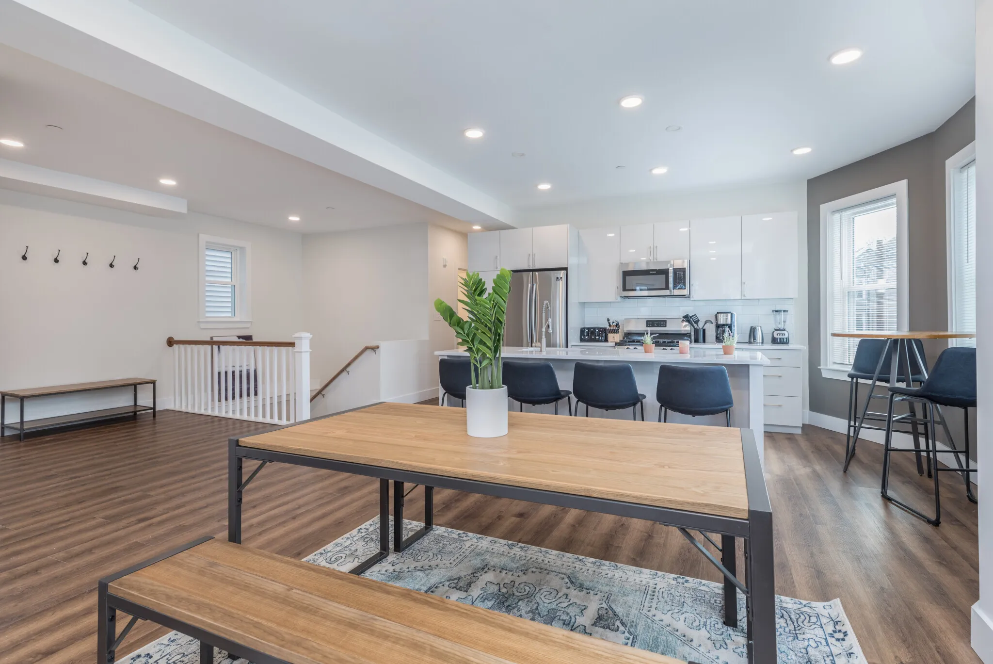 5 bed, 4+ bath apartment for rent at 843 Columbia Rd Unit 1, Dorchester — photo 10 of 33