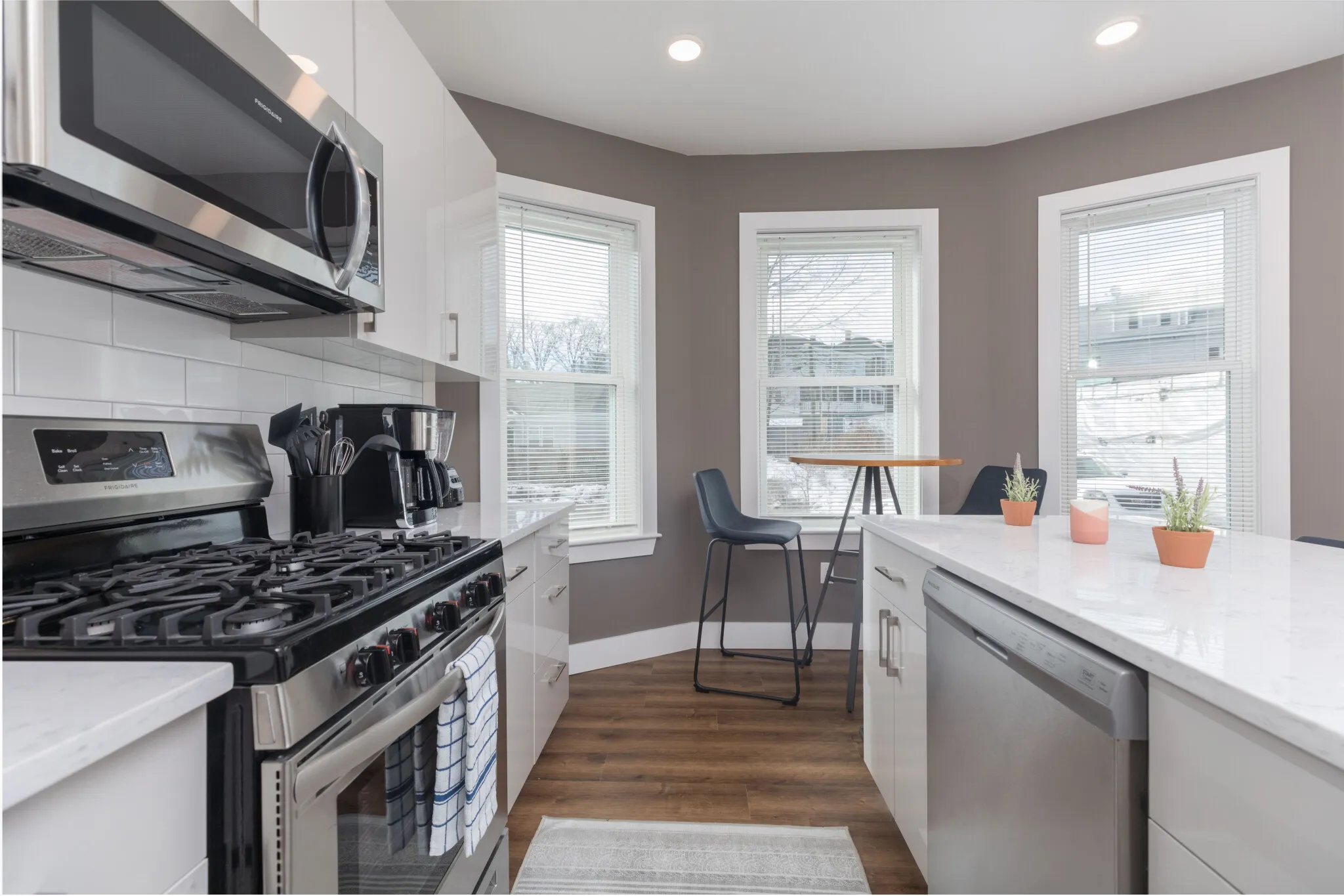 5 bed, 4+ bath apartment for rent at 843 Columbia Rd Unit 1, Dorchester — photo 24 of 33
