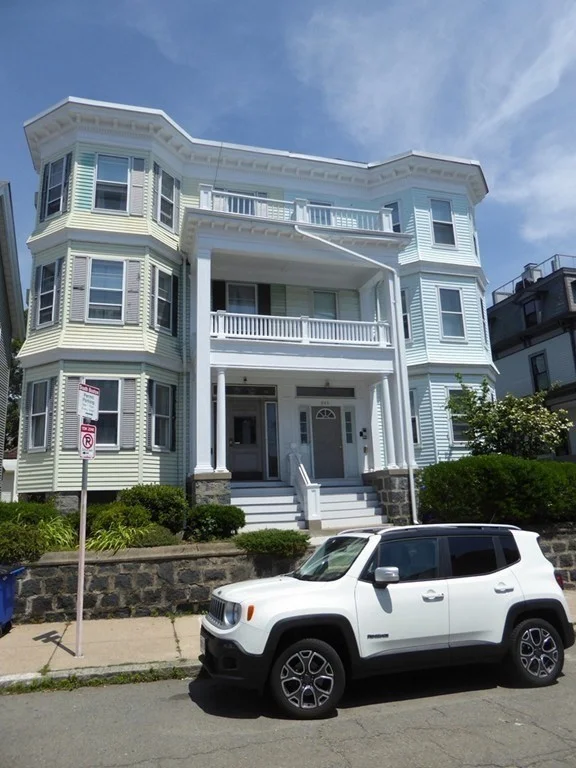 3 bed, 1 bath apartment for rent at 844 East Fifth St Unit 2, South Boston