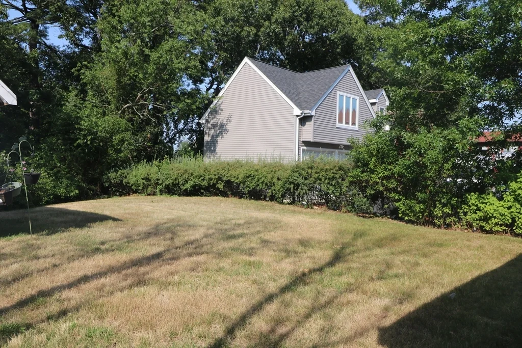 2 bed, 1 bath apartment for rent at 844 Washington St, Weymouth — photo 14 of 14